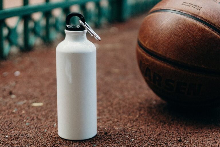 30 Best Hydration and Water Bottles for Staying Hydrated On-the-Go: A Comprehensive Guide